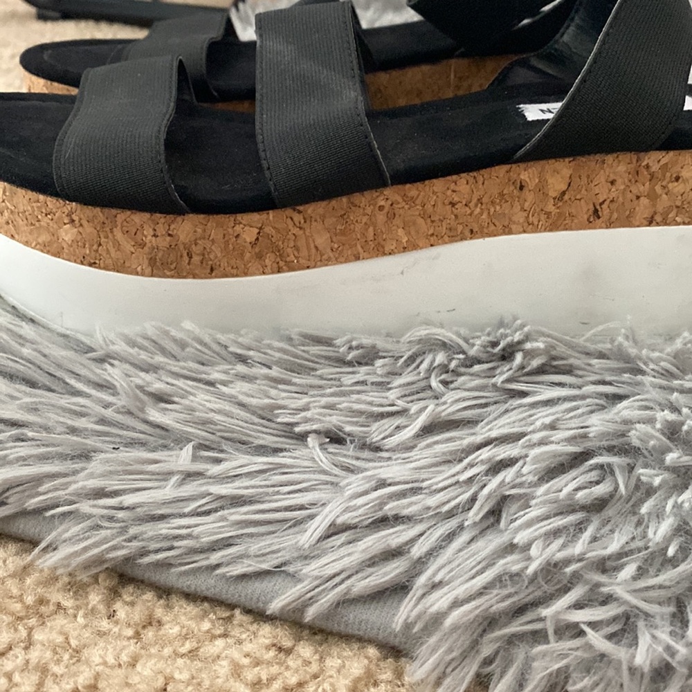 Steve Madden Sandals - Picture 2 of 6